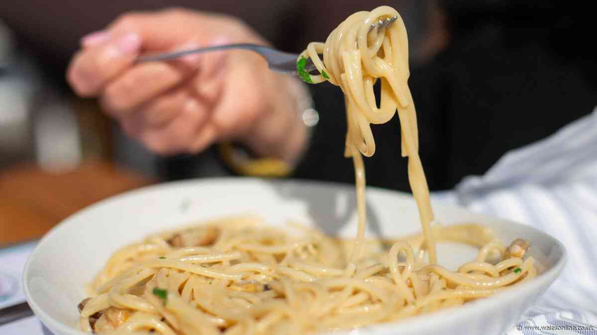 'I'm a chef - stop adding 1 common ingredient to water for perfect pasta every time'