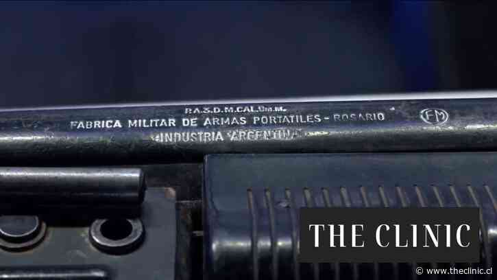 PDI detiene en La Granja a hombre que comercializaba armas con grabados de las Fuerzas Armadas de Argentina 