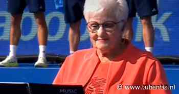 Na gemist WK-avontuur: Orgel Joke verzorgt Wilhelmus bij hockeywedstrijd Nederland - India