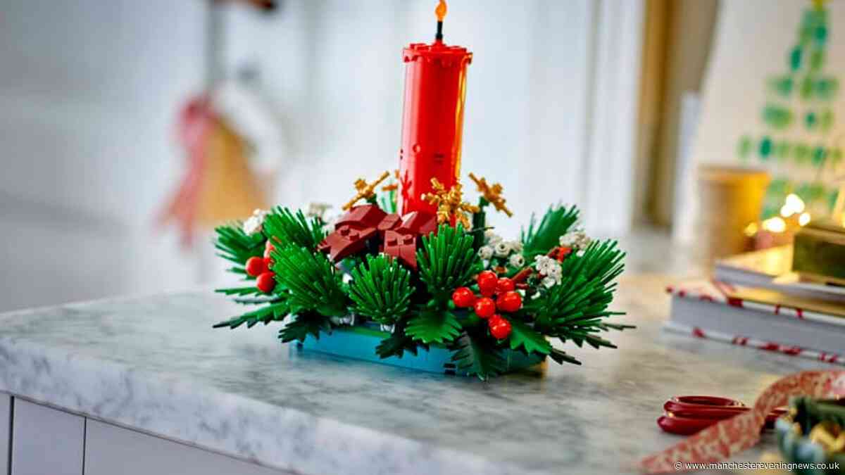 Lego fans race to get £40 Christmas wreath centerpiece for £24 before it sells out