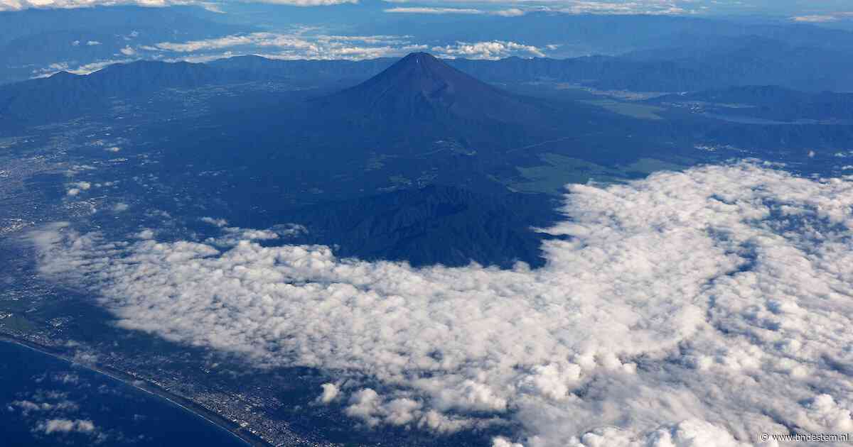 Vader laat vermoeide zoon (7) alleen achter op ruim 2000 meter hoogte op berg Fuji