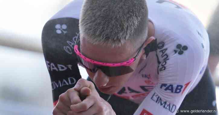 LIVE Vuelta | Fransman voorlopig de snelste in openingstijdrit, wie pakt rode trui in woonplaats van Tadej Pogacar?