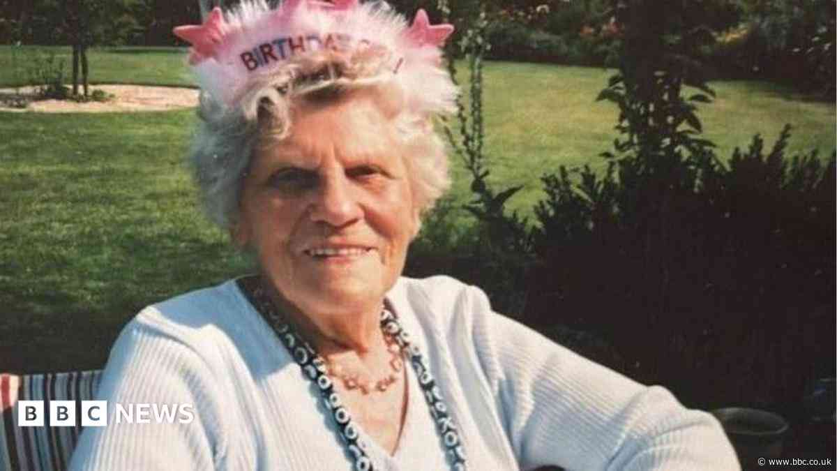 World's oldest person celebrates turning 117