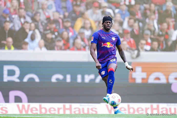 Flick identifies Bundesliga star as his preferred choice to strengthen Barcelona defence