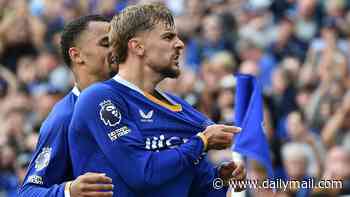 Everton claim 2-0 win over Crystal Palace, Premier League new boys Ipswich stun Sunderland and Leeds leave it late against Nottingham Forest