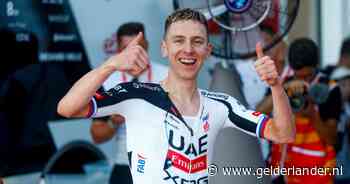 Tadej Pogacar grijpt direct de macht in de Vuelta: Sloveen wint tijdrit met marge van 0,09 seconde