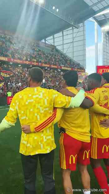 « Tous ensemble, tous ensemble » ❤️💛