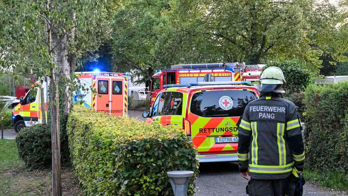 Großer Rettungseinsatz in Aising: Verpuffung in Wohnhaus – Helikopter vor Ort