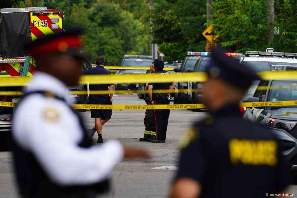 1 dead after Toronto police officer opened fire in North York