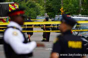 1 dead after Toronto police officer opened fire in North York