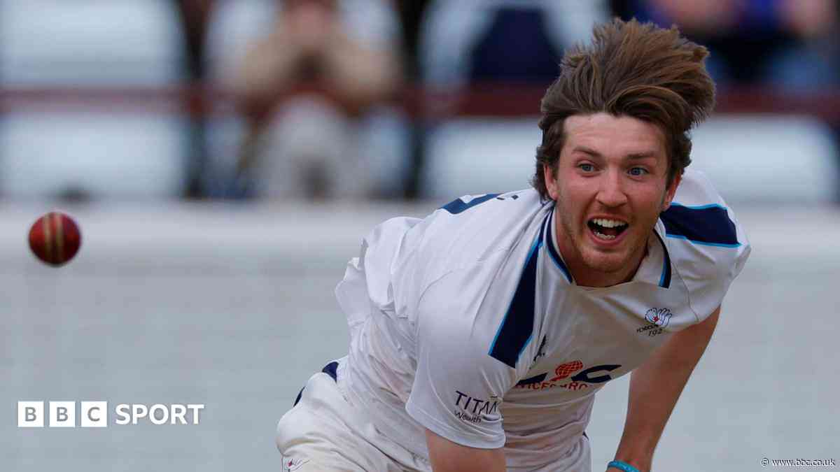 Hill stars for Yorks on day two against Hants