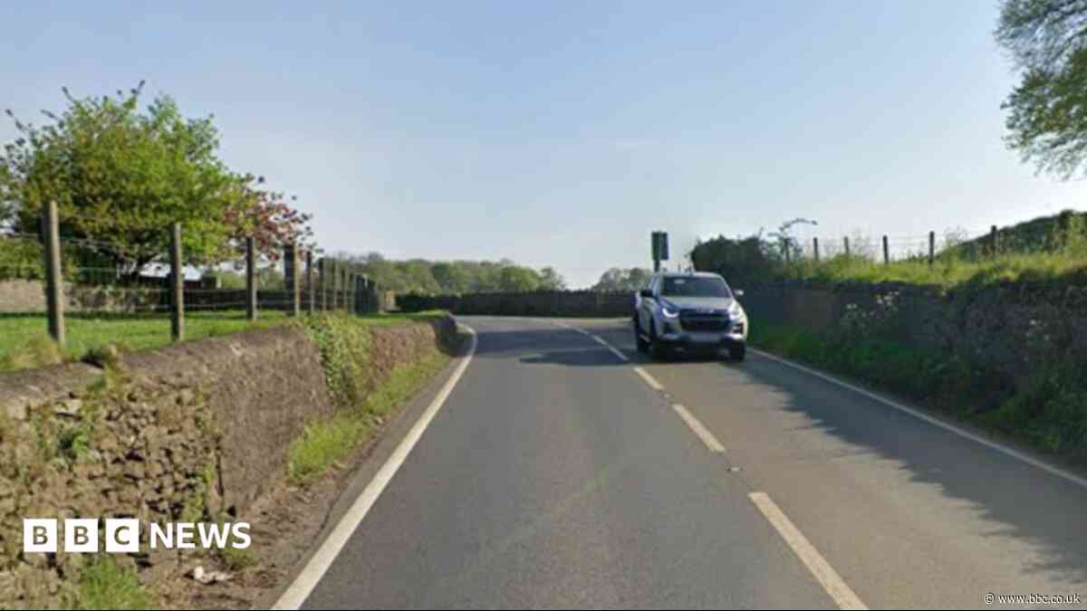 Man in his 30s dies after lorry and van crash
