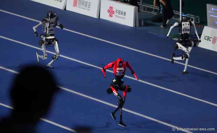 China realizó los Juegos Olímpicos de robots humanoides: baten récords de Usain Bolt en los 100 metros