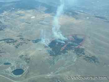 B.C. wildfires: Air tankers and helicopters fighting new fire near Jacko Lake