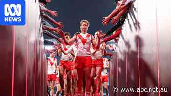 Live: Threats of SCG walkouts as Swans men's and women's teams take the field