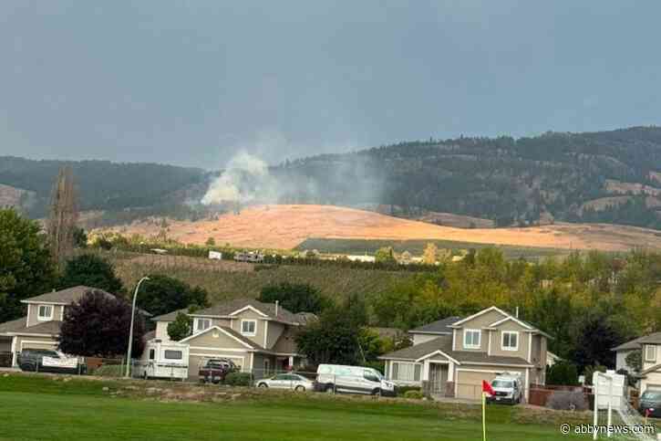 Wildfire sparks in Kelowna’s Black Mountain