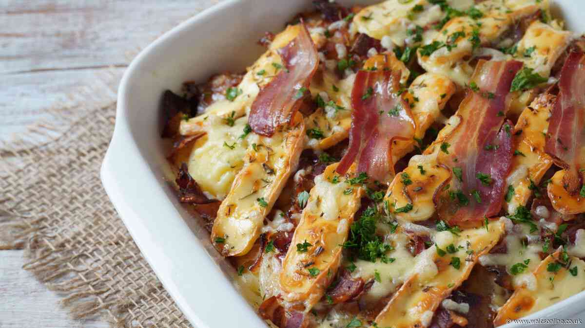 Mary Berry's 'super easy' chicken traybake ready in under an hour is a 'weekly staple'