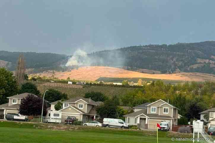 Wildfire sparks in Kelowna’s Black Mountain