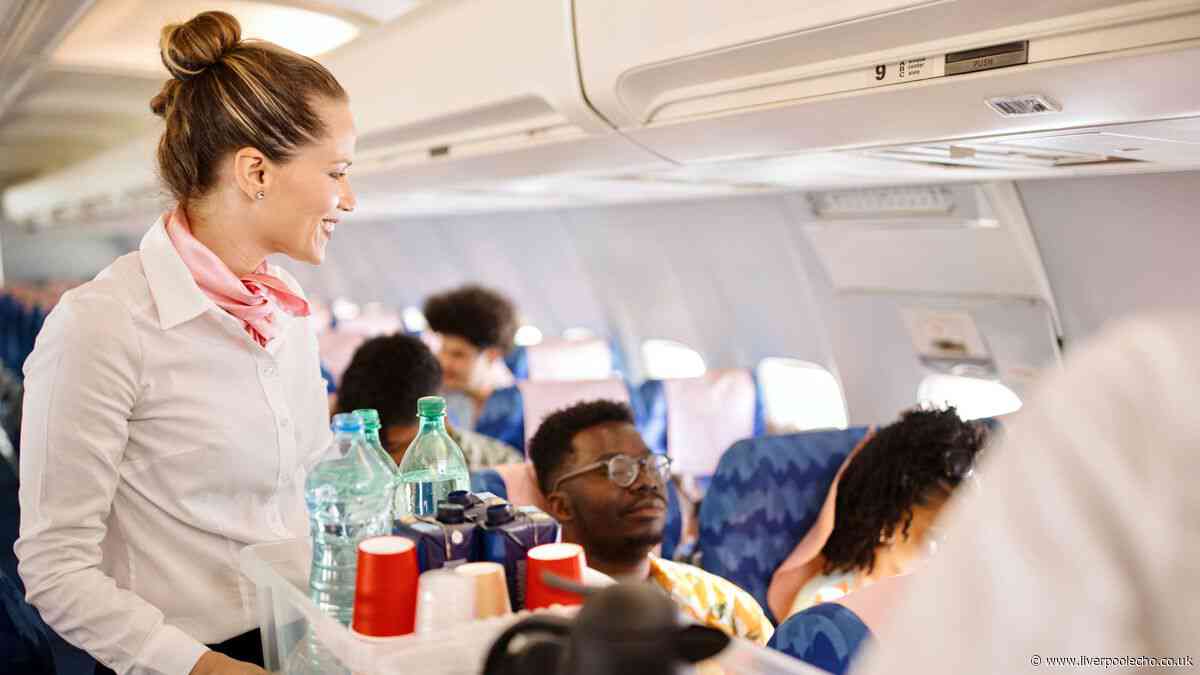 Flight attendant warns against saying one 'desperate' word if you want a free upgrade