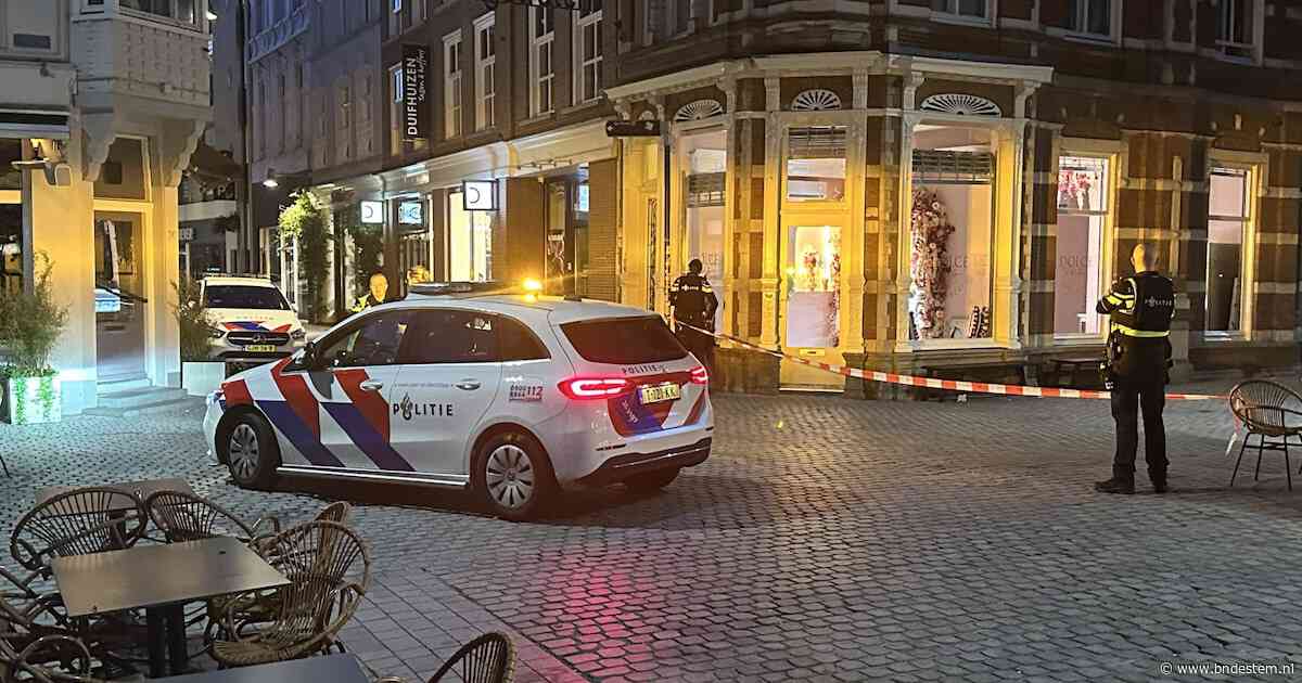 Man gewond bij schietpartij in Breda, politie rukt groots uit