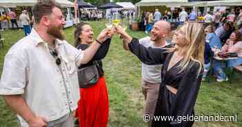 Uittip: bij Op Dronk wijnfestival in Arnhem ga je lekker samen borrelen
