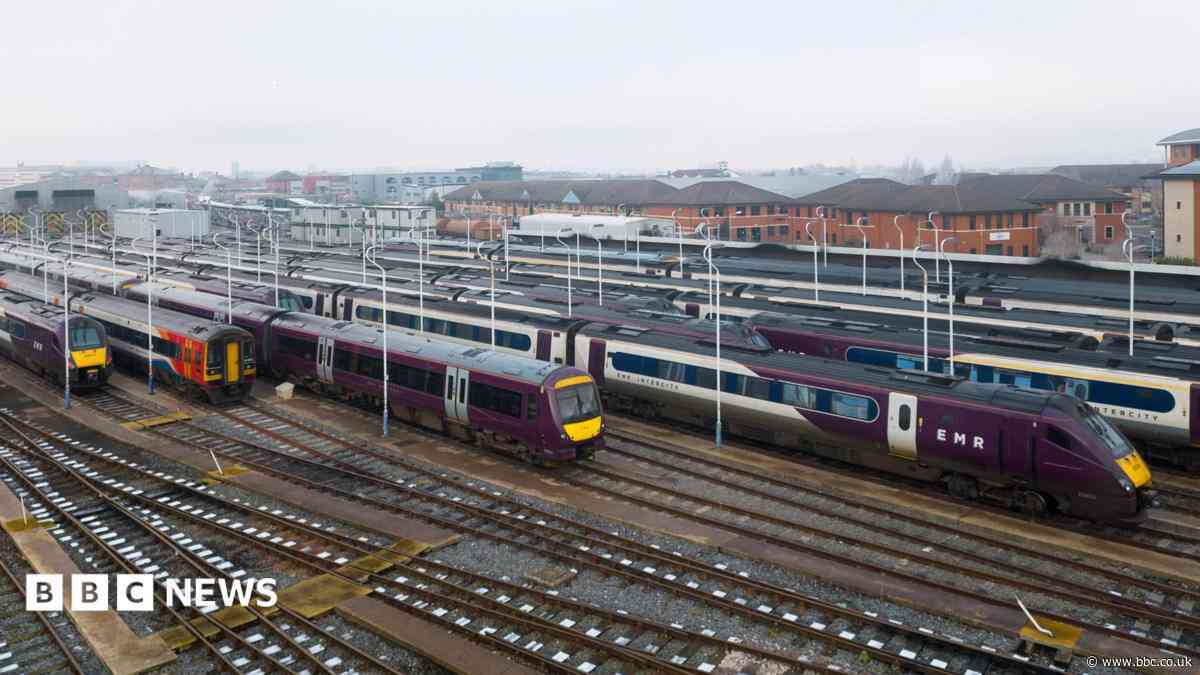 Union plans new strikes over train safety concerns