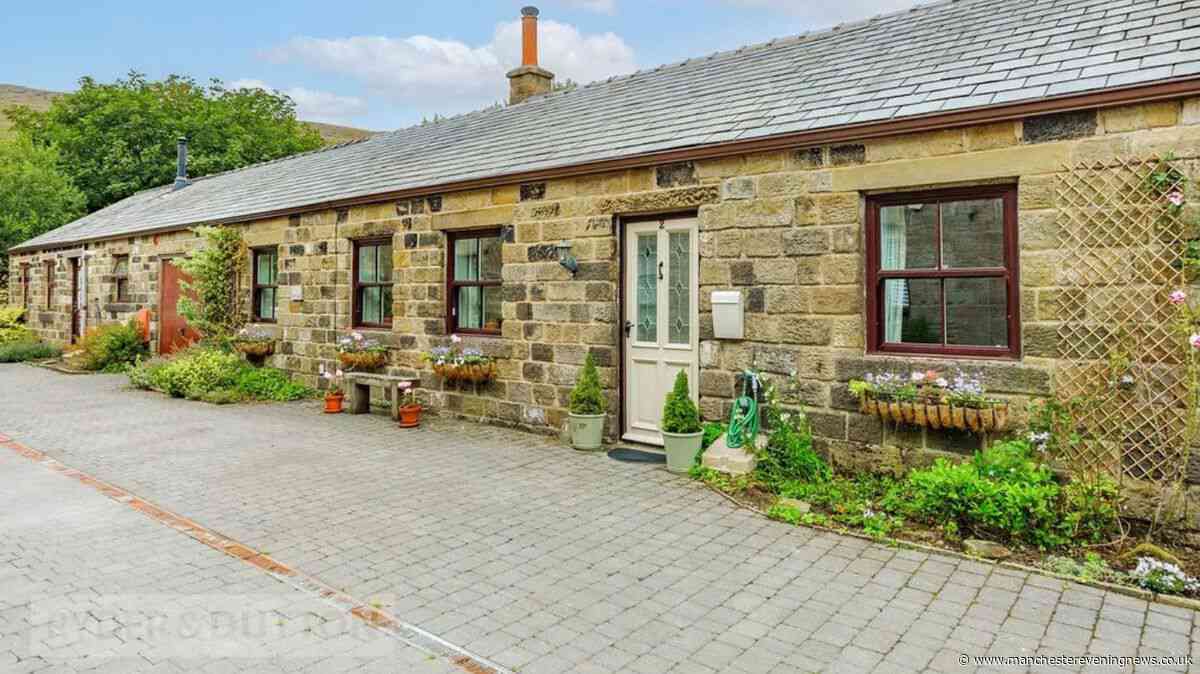 What £500,000 buys you in Oldham - a quaint family home surrounded by rolling hills