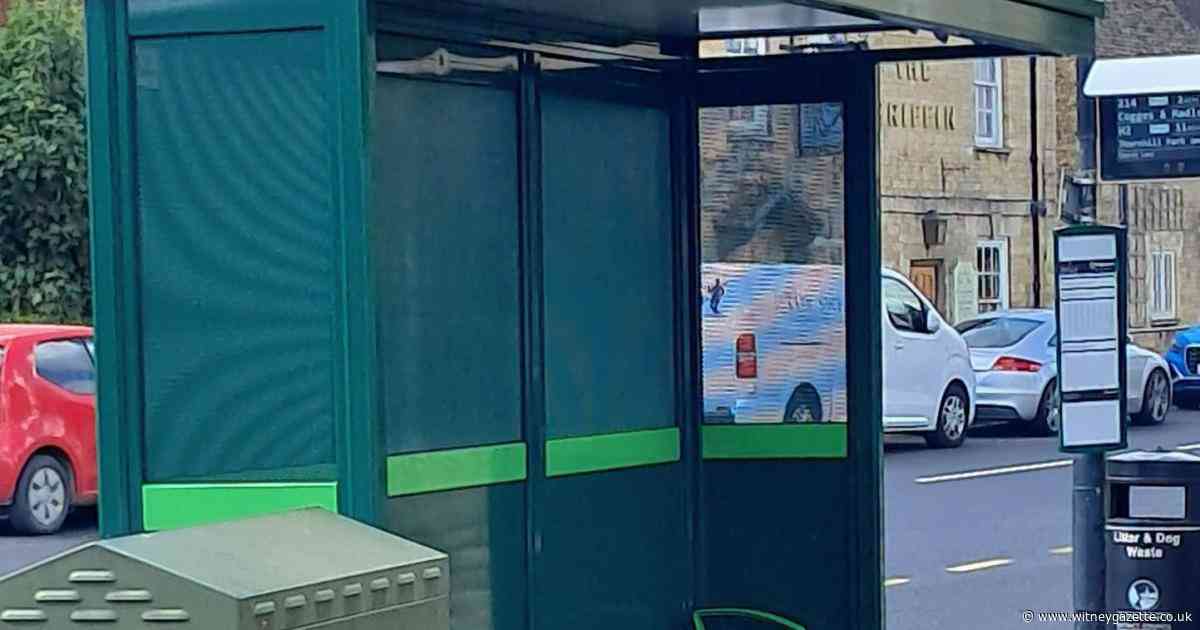 Witney bus shelter gets green roof to support wildlife