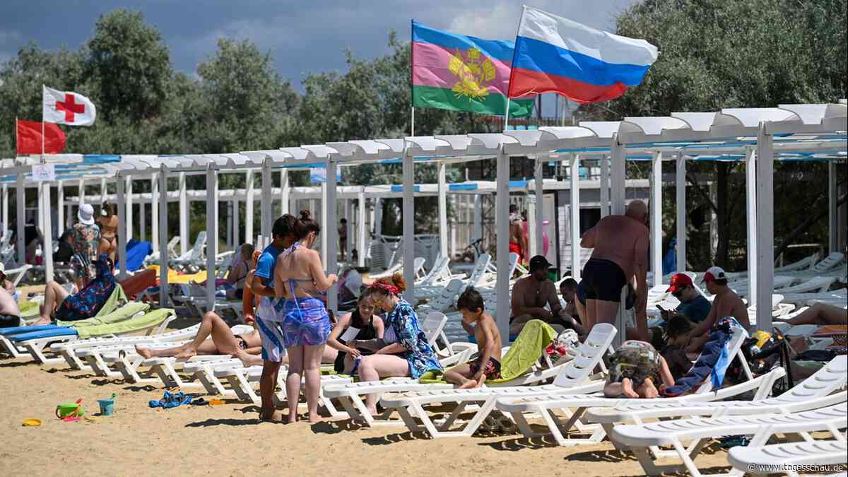 Krieg gegen die Ukraine: Urlaub unter Beschuss an Russlands Küste