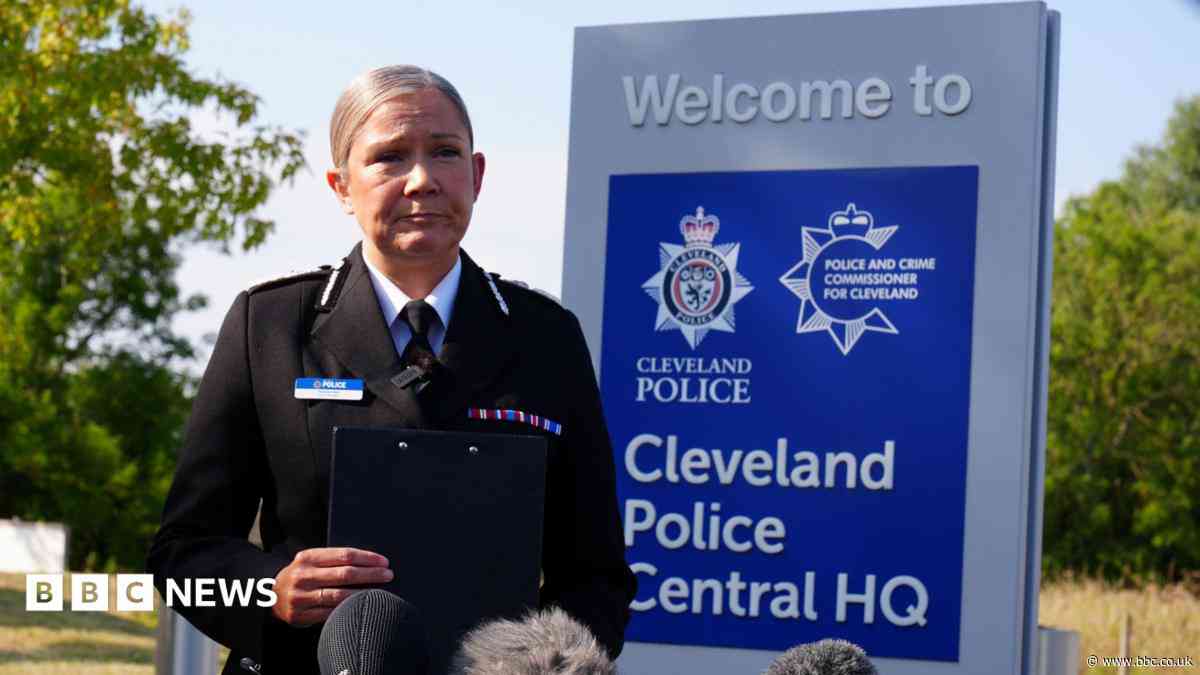 Police officers killed in wrong-way crash mourned in 'unimaginable loss'
