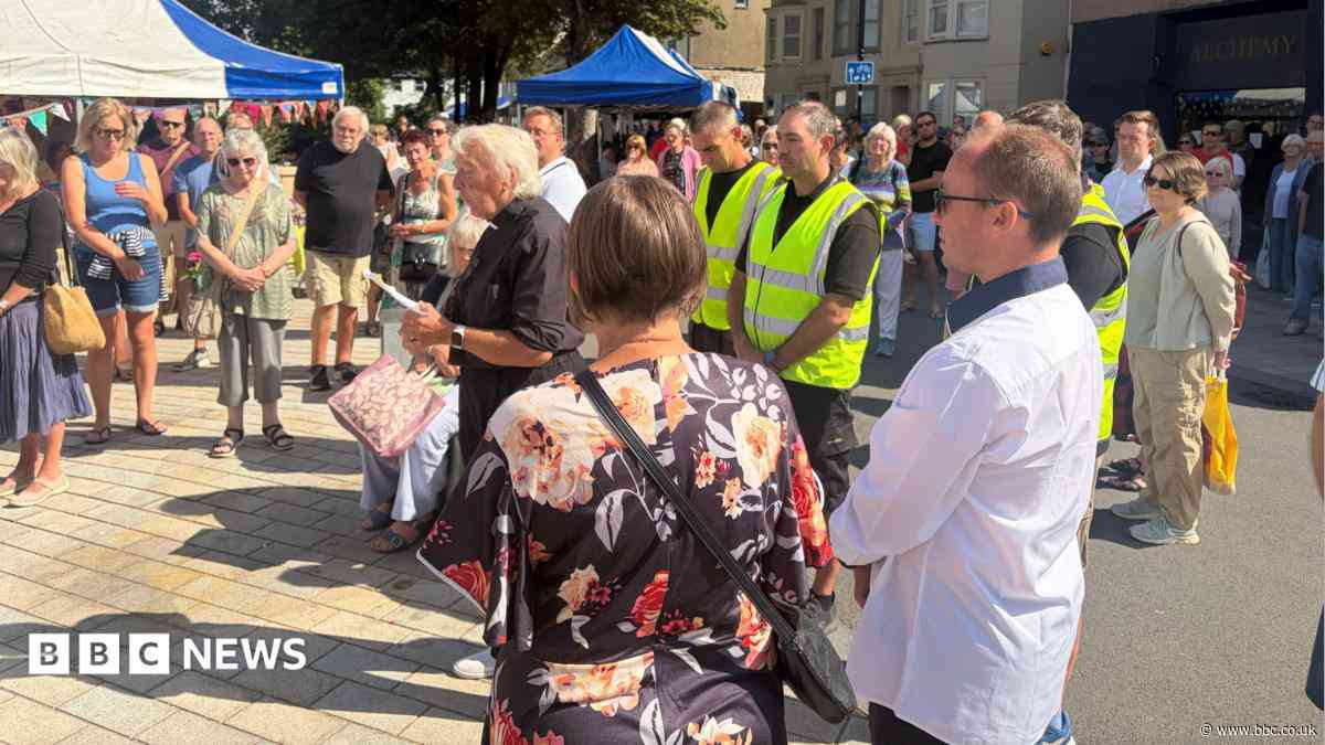 Vigil held for family who died in sea off Shoreham