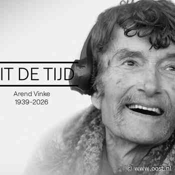 Als zijn vrouw Willie overlijdt, houdt de liefde voor de bal familie-loze Arend overeind