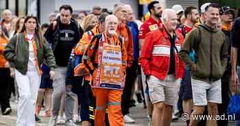 Propvolle treinen brengen oranje massa naar Zandvoort, directeur Lammers schrijft open brief aan fans: 'Het kon wel'