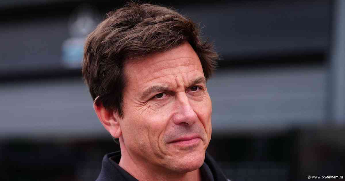 Toto Wolff beseft dat F1-deal met Max Verstappen er niet meer in zit: ‘Dan maar beter de duivel die je kent, hè’