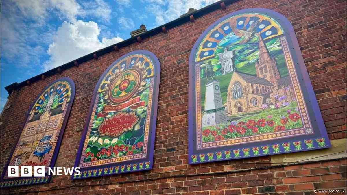 Mural celebrating town's heritage unveiled