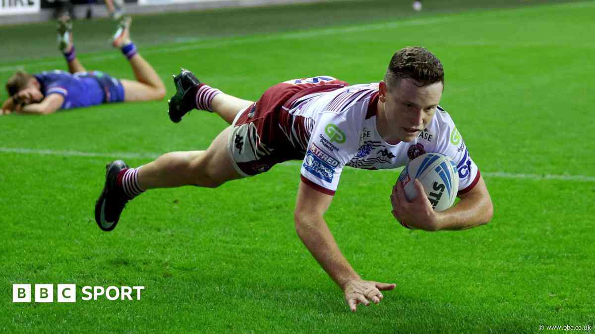 Wigan beat Wakefield to go top of Super League