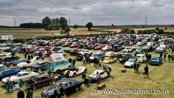 Classic cars roll into East Yorkshire garden centre with a bank holiday flourish