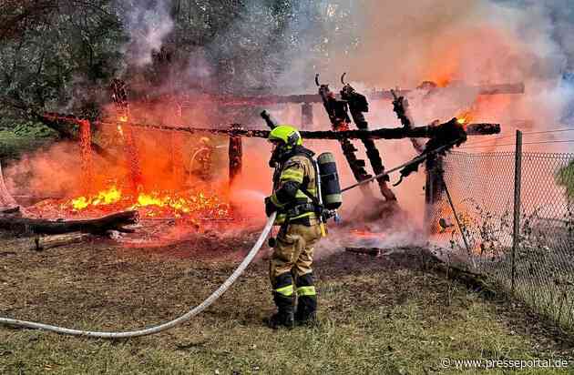 FW-NE: Holzunterstand im leer stehenden Damwildgehege in Selikum niedergebrannt | Knapp 16.000 Liter Löschwasser eingesetzt