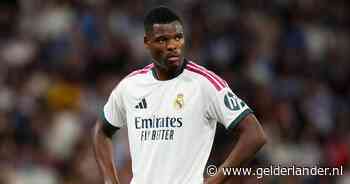 Denzel Dumfries debuteert bij Real Madrid als een snelle roofvogel ‘met meer vleugels dan klauwen’