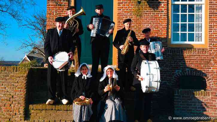 Familieorkest verstomt, maar boek met bidprentjes van opa Wim leeft verder