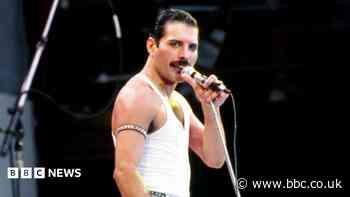 Piano used by Freddie Mercury to be sold at auction