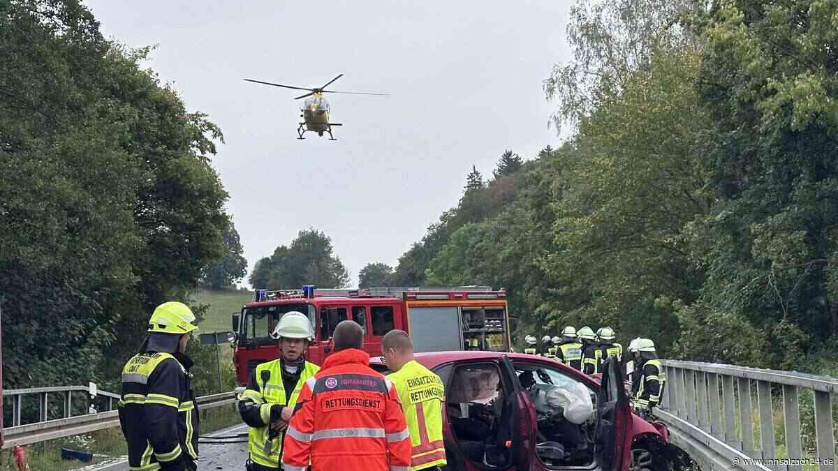 Nach tödlichem Unfall auf der B304: Warum es auf der Bundesstraße so oft so heftig kracht