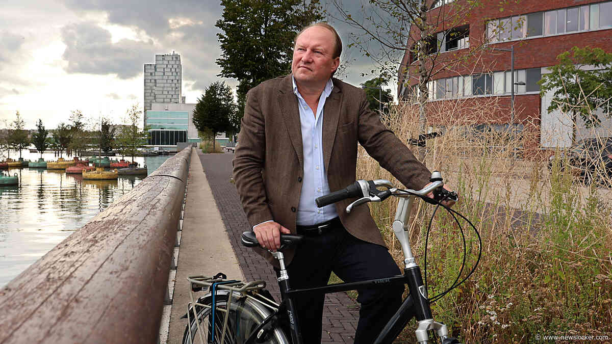 Burgemeester is apetrots op halve eeuw Almere: ’Ik wil eigenlijk iedereen uitnodigen om hier gewoon eens een kijkje te komen nemen’