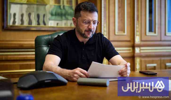 زيلينسكي ينتقد "وزير الدفاع المقال"