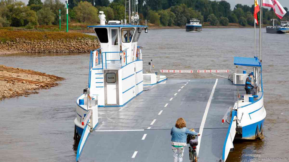 Rhein-Fähren fahren wieder - Binnenschiffe haben weiter Probleme