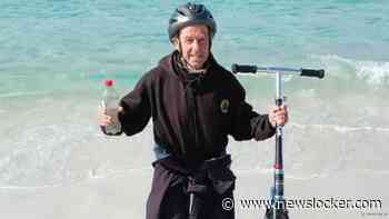 Man (57) stept duizenden kilometers door Australië