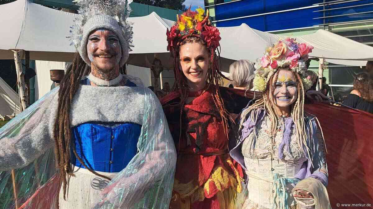 Fabelwesen neben Recken: Fantasievolle Kostüme erobern Mittelaltermarkt