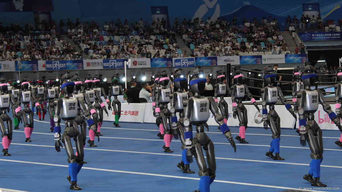 China imponeert tijdens Robot Spelen met robots die sneller zijn dan Usain Bolt, maar niet alles gaat even soepel