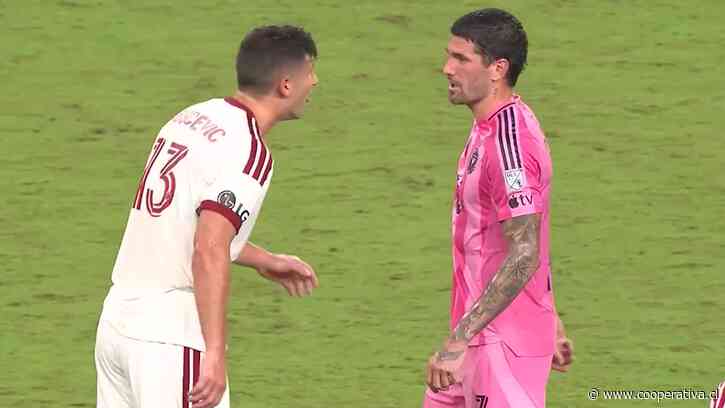 [VIDEO] Kuscevic tuvo una caliente discusión con De Paul en victoria de Toronto sobre Inter Miami