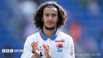 Man City agree £86m deal for teen midfielder Bouaddi